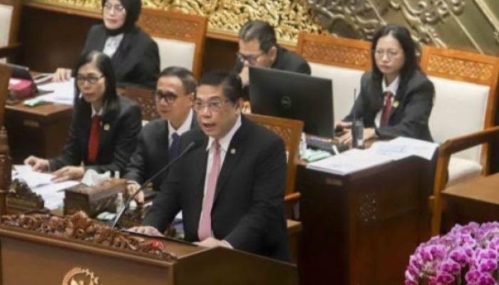 Disahkan DPR RI, ini Babak Baru UU TNI Kini Digugat ke Mahkamah Konstitusi