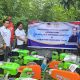 Julie Laiskodat Salurkan Bantuan Alat Pertanian untuk Petani di Manggarai Timur