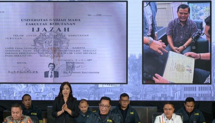 Penyidik Lakukan Pengecekan Data ke SMAN 6 dan UGM, Begini Perkembangan Ijazah Jokowi