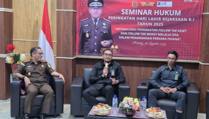 Kejari Manggarai Gelar Seminar Hukum Bahas Optimalisasi DPA dalam Penanganan Tindak Pidana